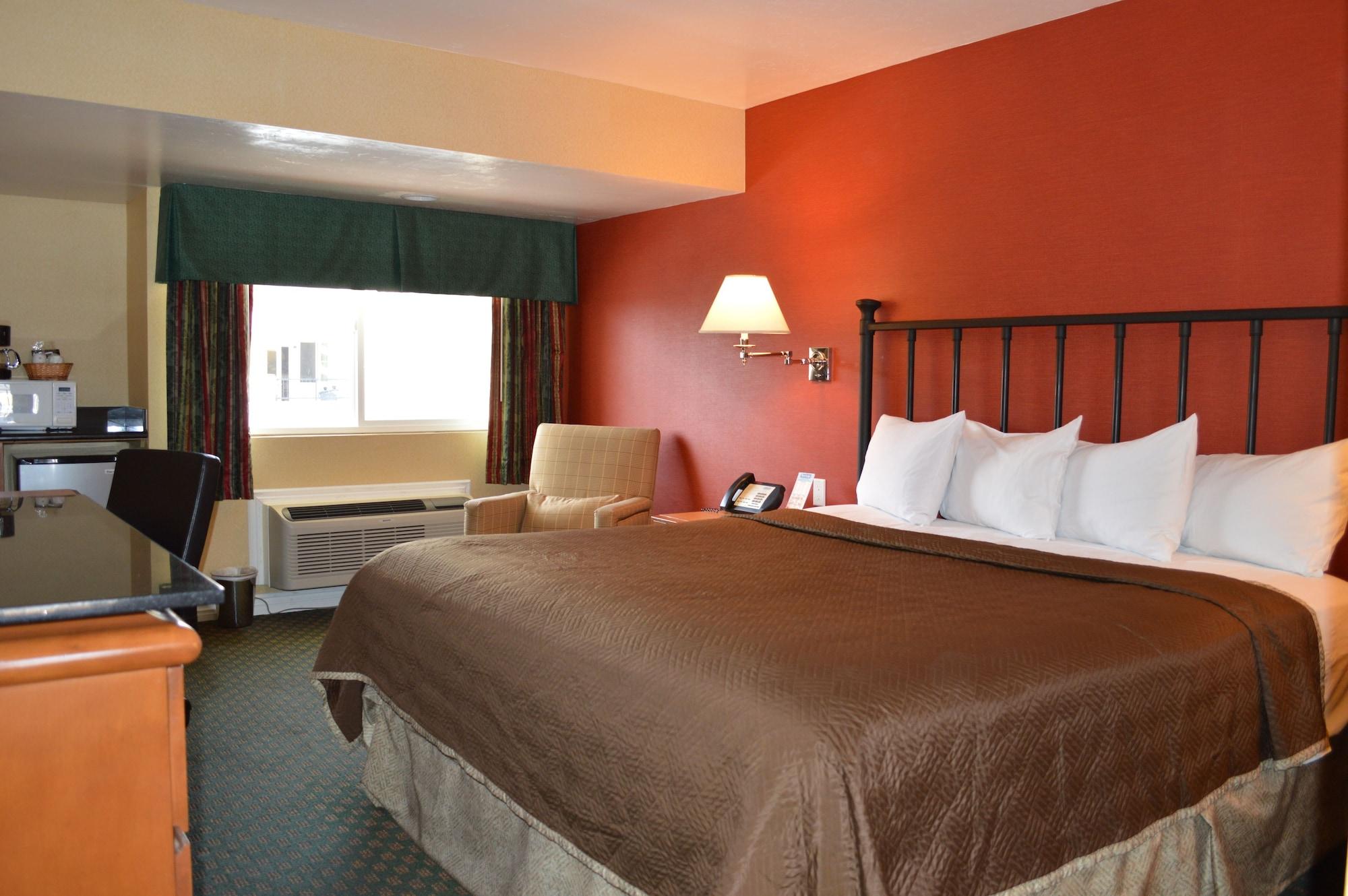 Travelodge By Wyndham Downtown Convention Center 2*