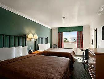 Travelodge By Wyndham Downtown Convention Center San Diego